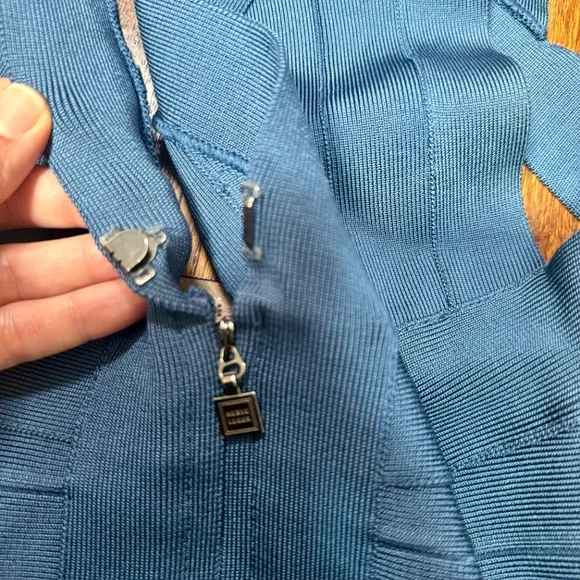 Herve Leger Navy Bandage Dress in XS - Picture 8 of 8